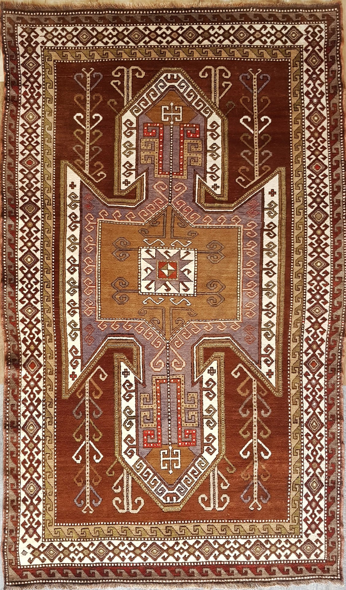 Semi-Antique Turkish Taspinar Rug